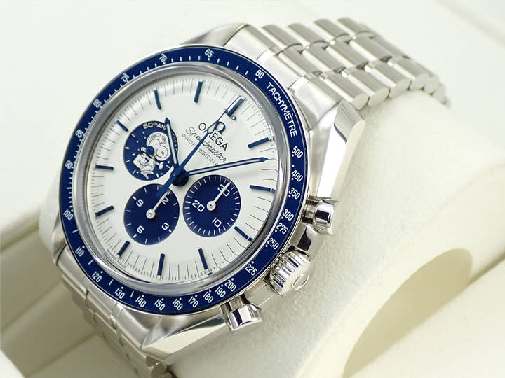 オメガ スピードマスター シルバースヌーピーアワード アポロ13号 50周年記念 Ref.310.32.42.50.02.001 シルバー文字盤 極美品 24W7F4TF