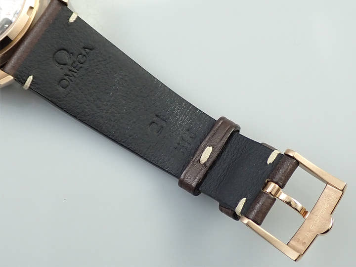 オメガ スピードマスター クロノスコープ コーアクシャル マスター クロノメーター クロノグラフ Ref.329.92.43.51.10.001 ブラウン文字盤 中古 XC8PRAMF