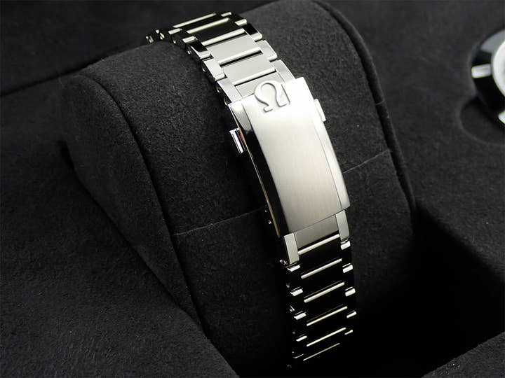 オメガ スピードマスター キャリバー321 クロノグラフ 39.7MM Ref.311.30.40.30.01.001 ブラック文字盤 未使用 5CT310TY