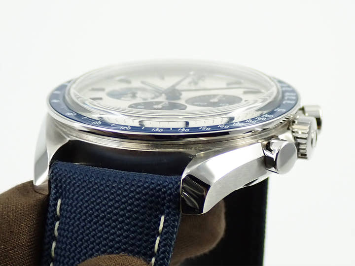 オメガ スピードマスター 記念モデル コーアクシャル マスター クロノメーター クロノグラフ 42MM Ref.310.32.42.50.02.001 シルバー文字盤 美中古 5FKUS392