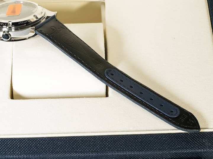 オメガ スピードマスター 記念モデル コーアクシャル マスター クロノメーター クロノグラフ 42MM Ref.310.32.42.50.02.001 シルバー文字盤 未使用 XVKX969R
