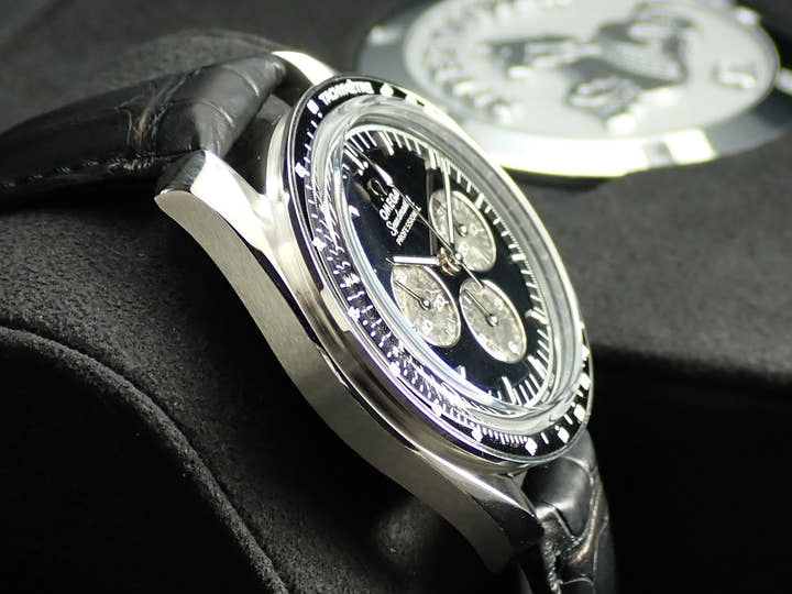 オメガ スピードマスター キャリバー321 プロフェッショナル クロノグラフ 42 MM Ref.311.93.42.30.99.001 ブラック文字盤 美品 UH208SJV