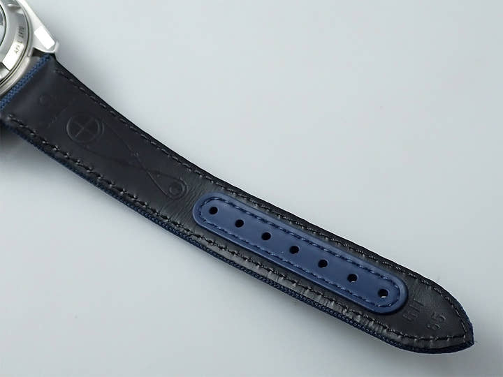 オメガ スピードマスター 記念モデル コーアクシャル マスター クロノメーター クロノグラフ 42MM Ref.310.32.42.50.02.001 シルバー文字盤 未使用 H1264KKJ