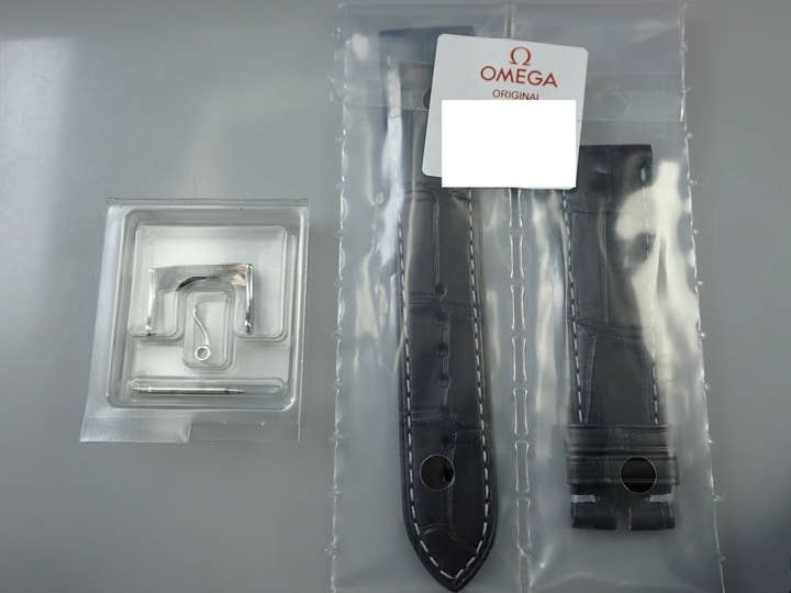 オメガ スピードマスター ムーンウォッチ プロフェッショナル Ref.310.30.42.50.01.002 ブラック文字盤 中古 5RZ4UPCA