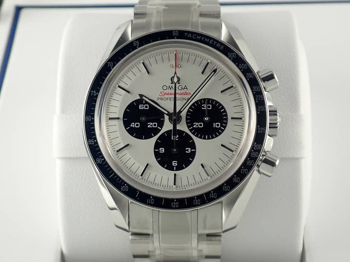 オメガ スピードマスター 記念モデル クロノグラフ 42MM 東京2020リミテッドエディション Ref.522.30.42.30.04.001 シルバー文字盤 未使用 K3370883