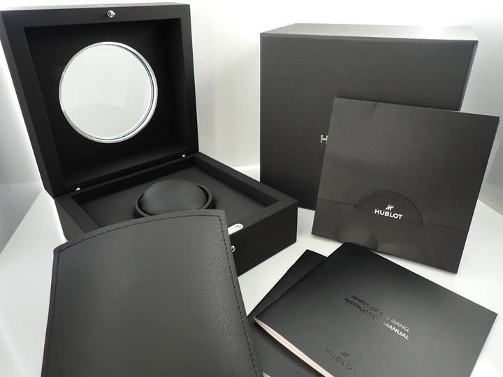 ウブロ スピリット オブ ビッグ・バン ブラックマジック Ref.641.CI.0173.RX スケルトン文字盤 美品 48070T40