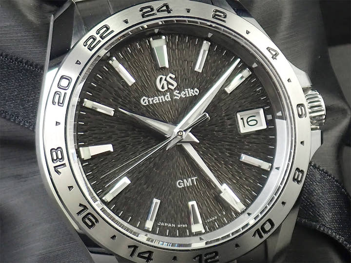 Grand Seiko Sports Collection GMT Ref.SBGN025 Dark Gray Dial Very Good Condition K27XZ279