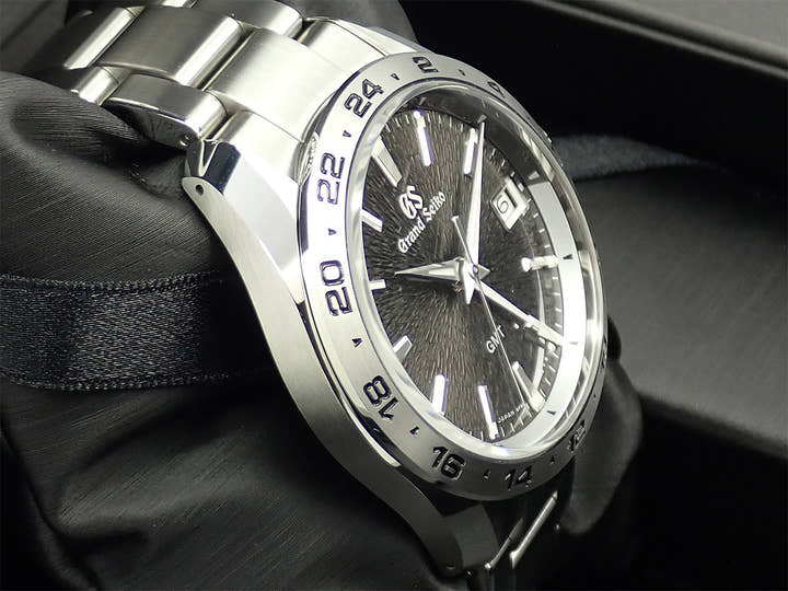 Grand Seiko Sports Collection GMT Ref.SBGN025 Dark Gray Dial Very Good Condition K27XZ279