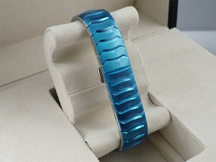 H.モーザー ストリームライナー センターセコンド Ref.6200-1200 マトリックスグリーンフュメ文字盤 未使用 3754ZJR6