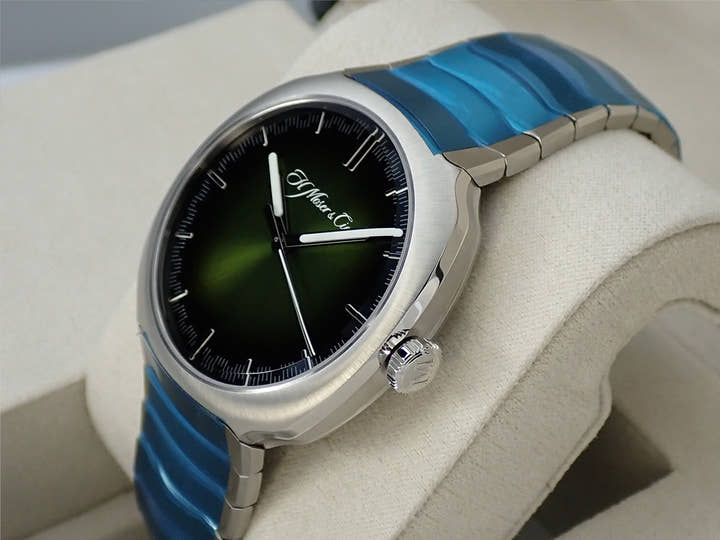 H.モーザー ストリームライナー センターセコンド Ref.6200-1200 マトリックスグリーンフュメ文字盤 未使用 3754ZJR6