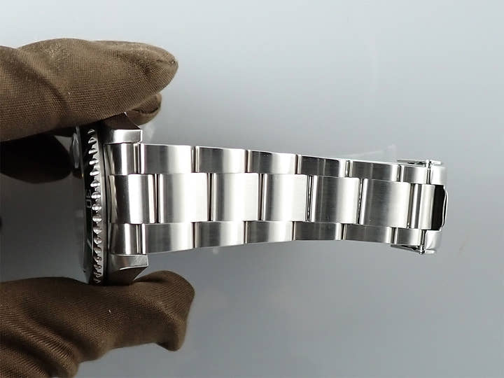 ロレックス サブマリーナー デイト Ref.16610LV ステンレススチール ブラック文字盤