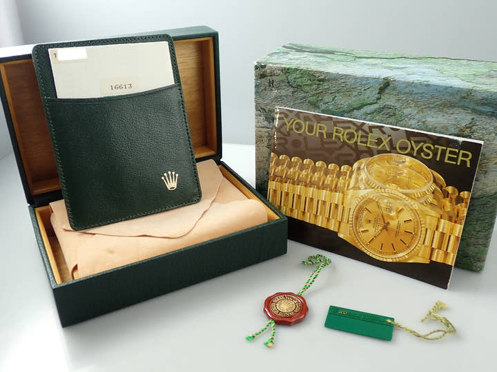 ロレックス サブマリーナー デイト Ref.16613LN ステンレススチール/イエローゴールド ブラック文字盤