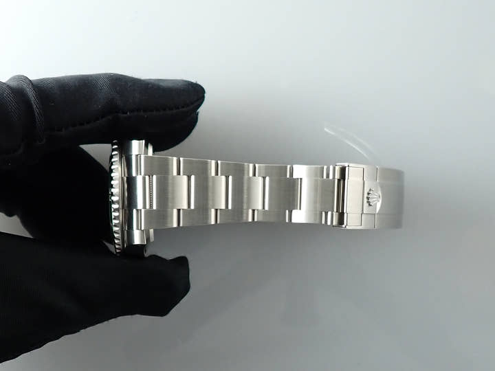 Rolex Submariner Date <Warranty, Box, etc.>