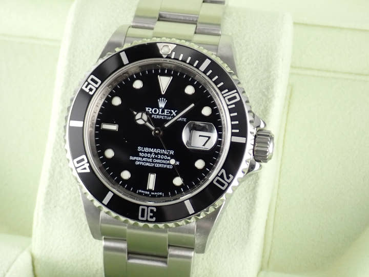 Rolex Submariner Ref.16610 Black Dial Used submariner-390