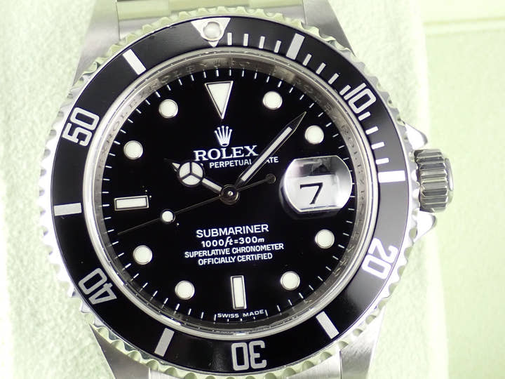 Rolex Submariner Ref.16610 Black Dial Used submariner-390