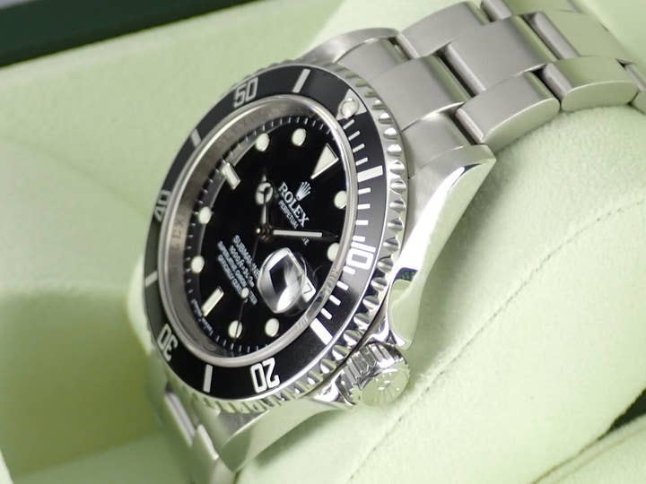 Rolex Submariner Ref.16610 Black Dial Used submariner-390
