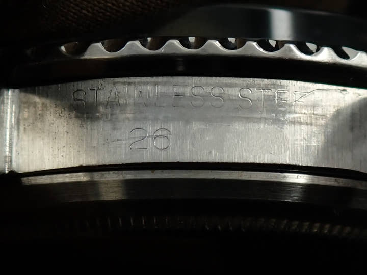 ロレックス サブマリーナー デイト Ref.1680 ステンレススチール ブラック文字盤 中古 7RMX3T0A