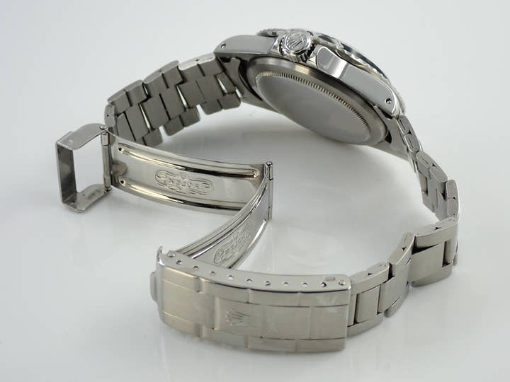 ロレックス サブマリーナー デイト Ref.1680 ステンレススチール ブラック文字盤 中古 7RMX3T0A