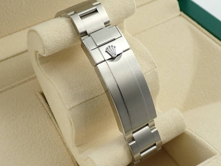 Rolex Submariner Date <Warranty, Box, etc.>