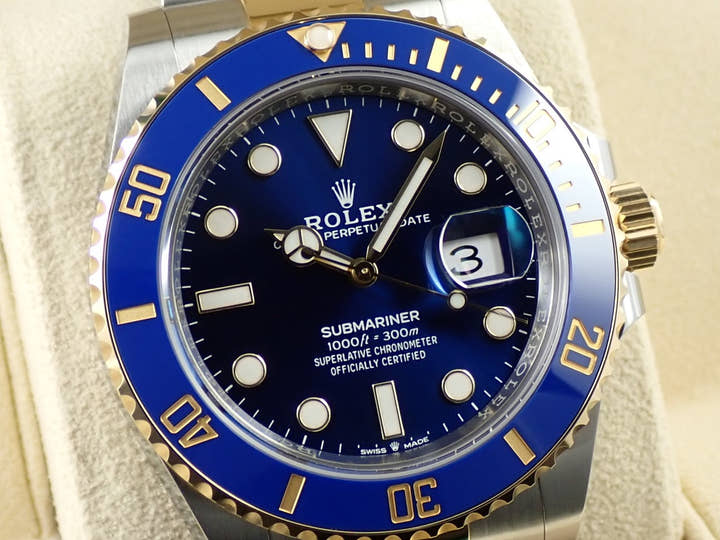 Rolex Submariner Date <Warranty, Box, etc.>