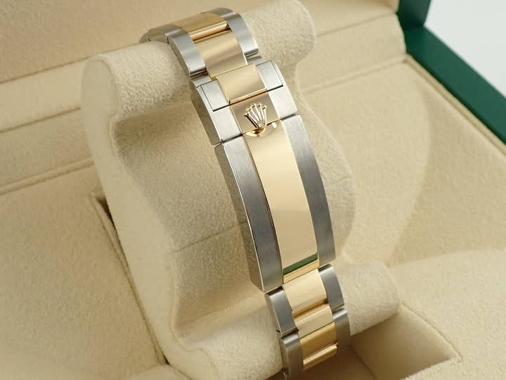 Rolex Submariner Date <Warranty, Box, etc.>