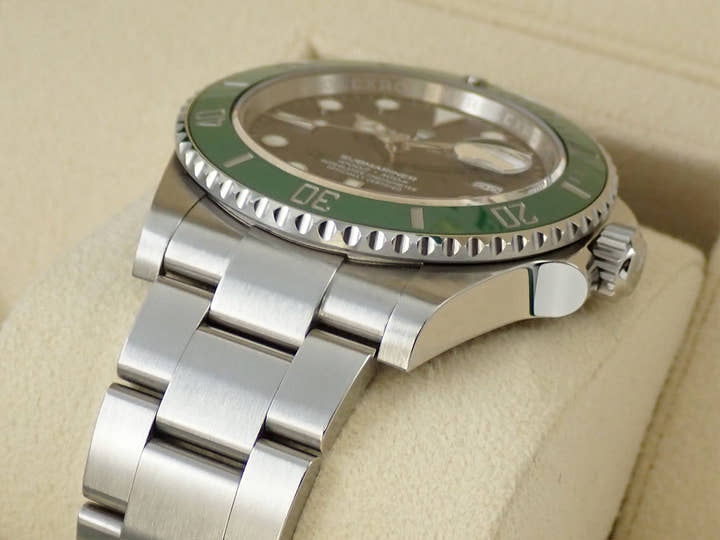 ロレックス サブマリーナー デイト Ref.126610LV ステンレススチール ブラック文字盤