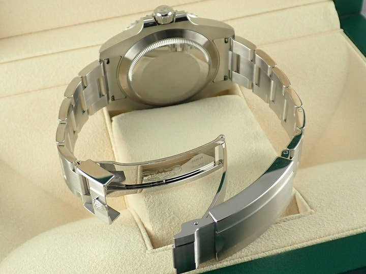ロレックス サブマリーナー Ref.116610LV グリーン文字盤 未使用 submariner-447