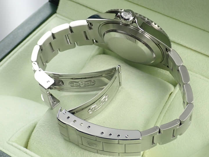 Rolex Submariner Date <Warranty, Box, etc.>