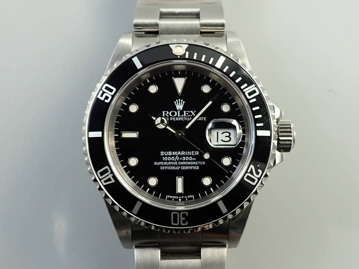 Rolex Submariner Date Ref. 16610 Stainless Steel Black Dial