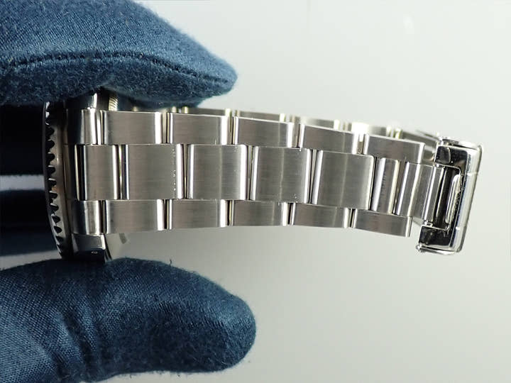 Rolex Submariner Date Ref. 16610 Stainless Steel Black Dial