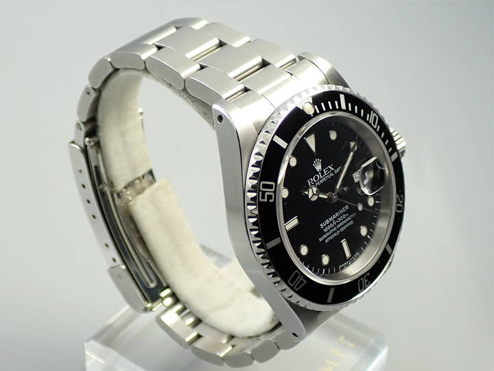 Rolex Submariner Date Ref. 16610 Stainless Steel Black Dial