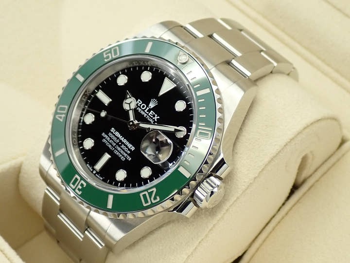 ロレックス サブマリーナー デイト Ref.126610LV ステンレススチール ブラック文字盤