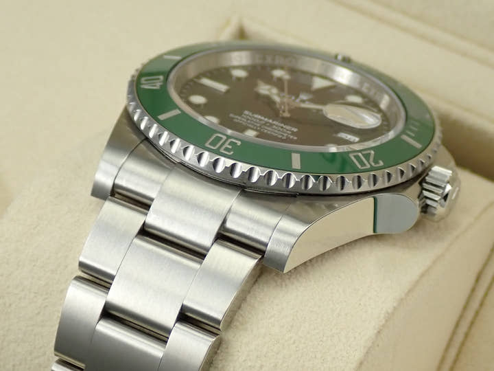 ロレックス サブマリーナー デイト Ref.126610LV ステンレススチール ブラック文字盤