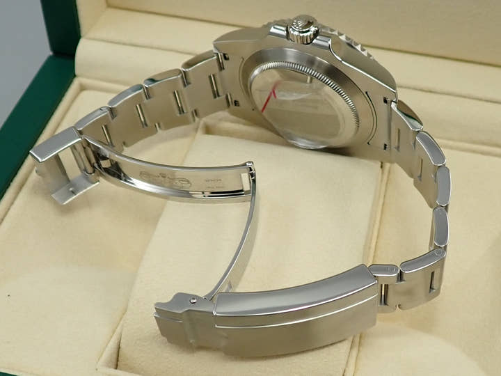 Rolex Submariner Date <Warranty, Box, etc.>