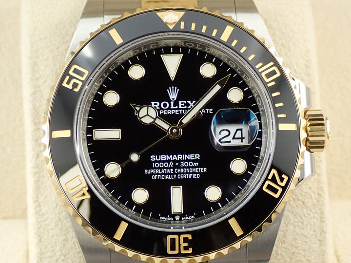 Rolex Submariner Date Ref. 126613LN Stainless Steel/Yellow Gold Black Dial