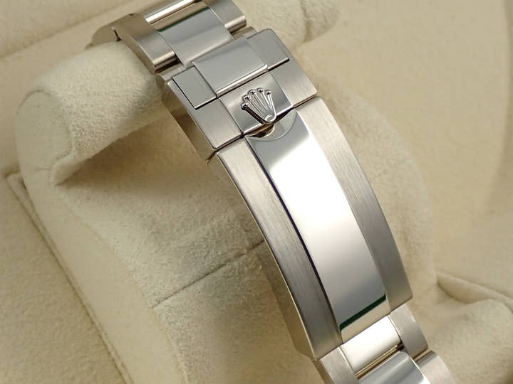 ロレックス サブマリーナー デイト Ref.126619LB ホワイトゴールド ブラック文字盤