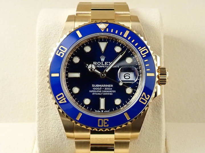 Rolex Submariner Date <Warranty, Box, etc.>