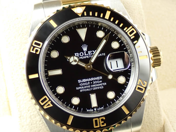 Rolex Submariner Date <Warranty, Box, etc.>