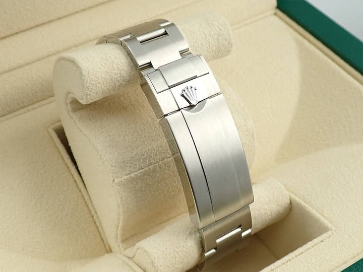 Rolex Submariner Date <Warranty, Box, etc.>