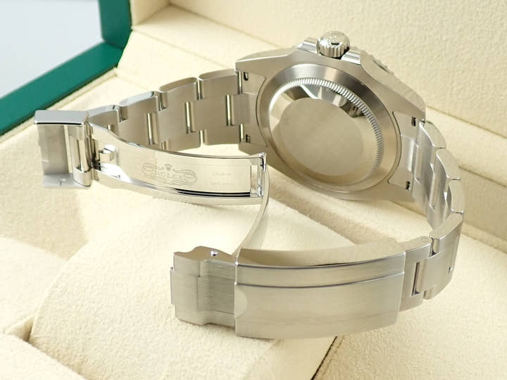 ロレックス サブマリーナー デイト Ref.126610LV ステンレススチール ブラック文字盤