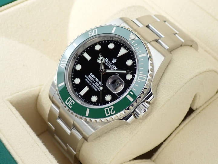 Rolex Submariner Date <Warranty, Box, etc.>
