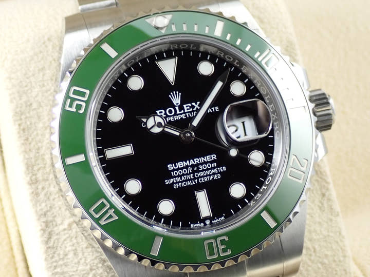 ロレックス サブマリーナー デイト Ref.126610LV ステンレススチール ブラック文字盤