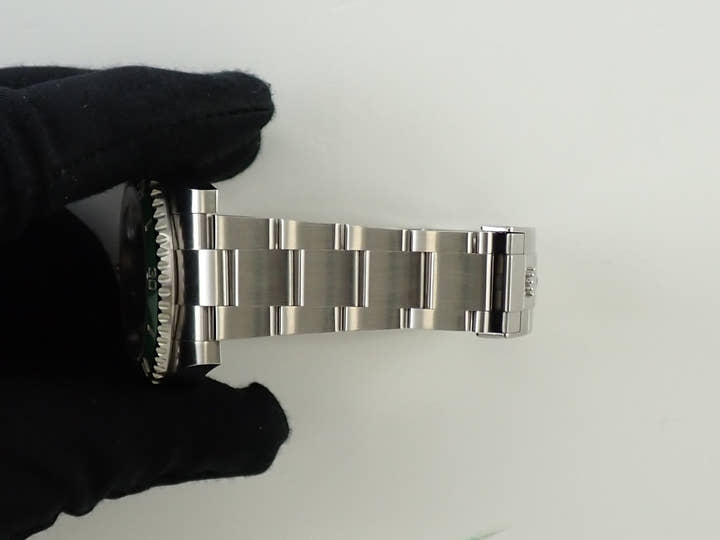 ロレックス サブマリーナー デイト Ref.116610LV ステンレススチール グリーン文字盤