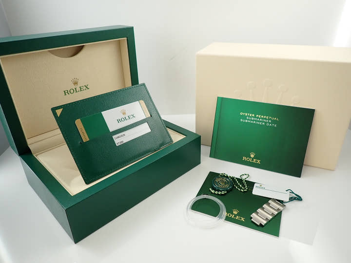 ロレックス サブマリーナー デイト Ref.116610LN ステンレススチール ブラック文字盤