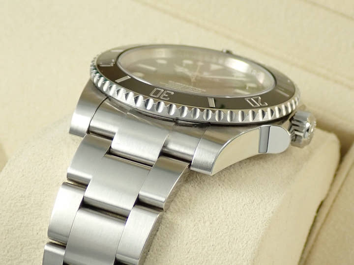 ロレックス サブマリーナー ノンデイト Ref.114060 ステンレススチール ブラック文字盤