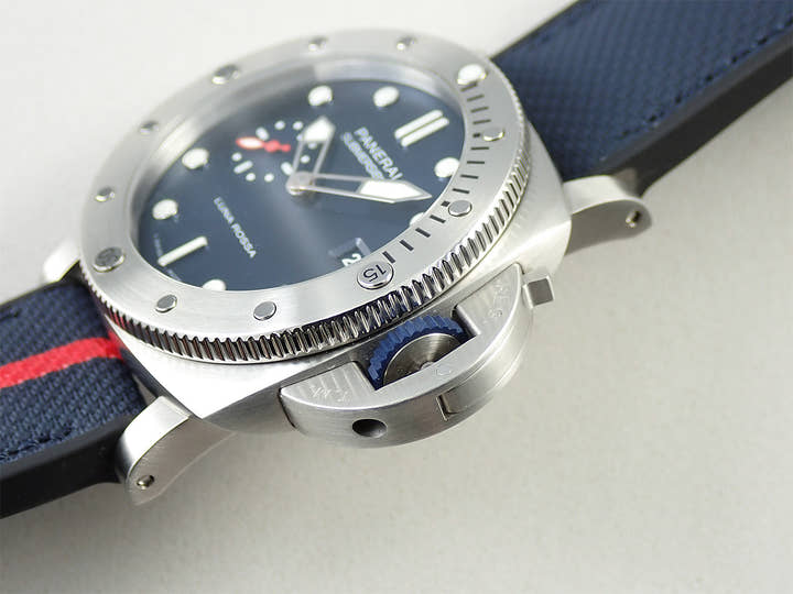 Panerai Submersible Quarantaquattro Luna Rossa Ref.PAM01391 Blue Dial Good Condition 5ASCWYLZ
