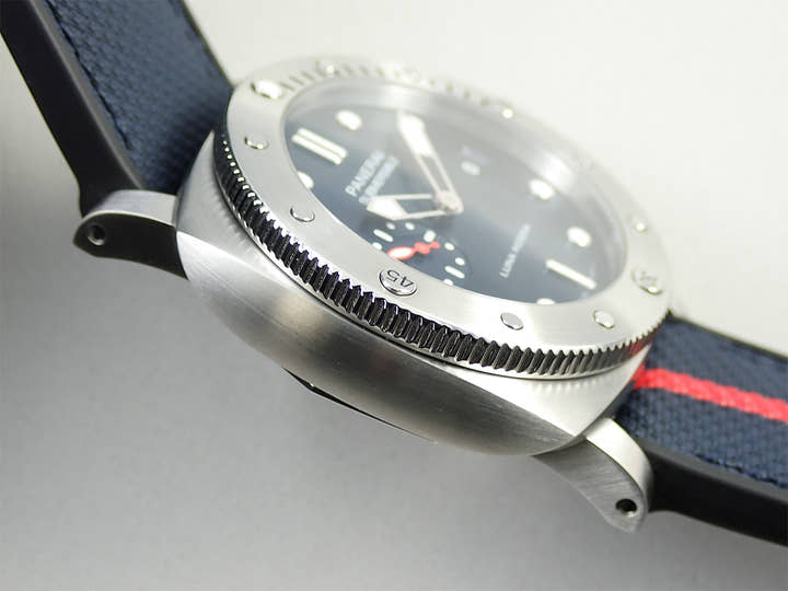 Panerai Submersible Quarantaquattro Luna Rossa Ref.PAM01391 Blue Dial Good Condition 5ASCWYLZ