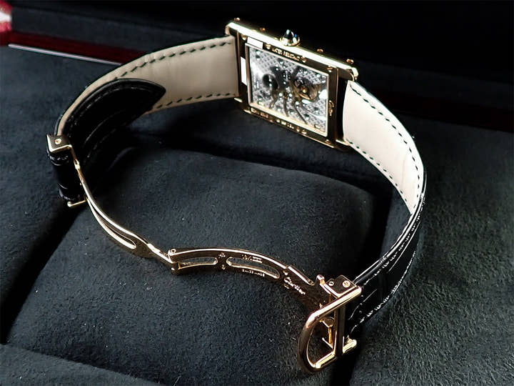 カルティエ タンク ルイ カルティエ CPCP XL Ref.W1551451 シルバー文字盤 中古 Z0J2K392