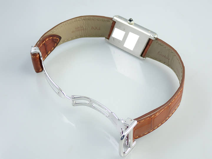 カルティエ タンク アシメトリック ウォッチ Ref.- シルバー文字盤 中古 W5Y4PS77