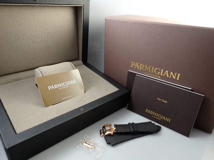 パルミジャーニフルリエ トンダ GT クロノグラフ Ref.PFC903-1500140.B10082 シルバー×ブラック文字盤 美品 J6502932